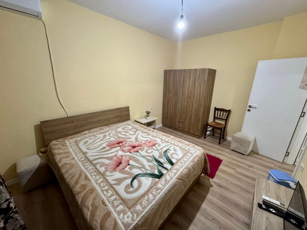 📣 QERA Apartament 1+1 📍 Shkoze, Prane Kompleksit Tom Doshi ✨