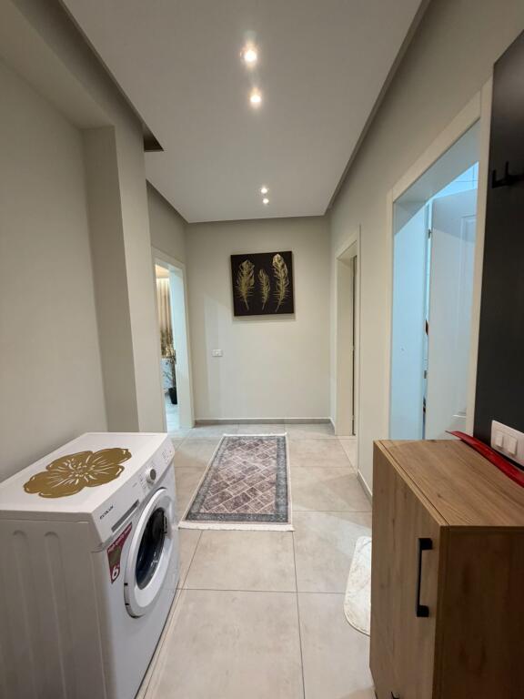 Shitet apartament 2+1+ Post Parkimi ne  Astir tek Green City