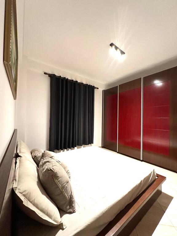 Apartament, Rrapo Hekali, Kodra e Diellit