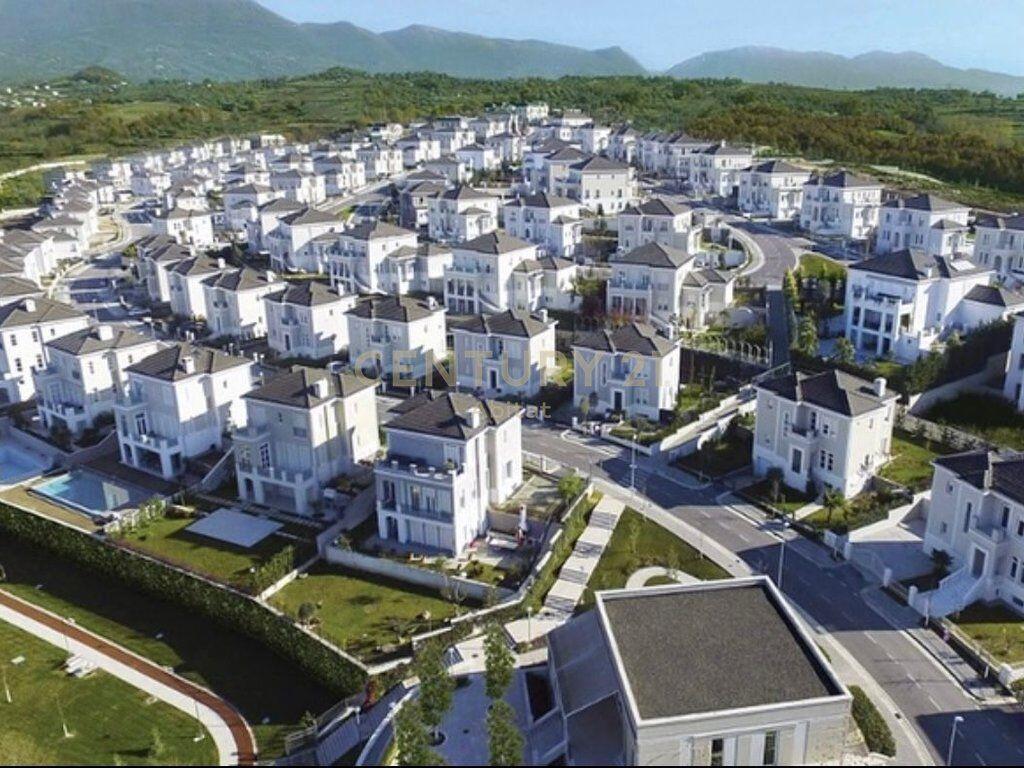 WE SELL VILLA AT ROLLING HILLS 1