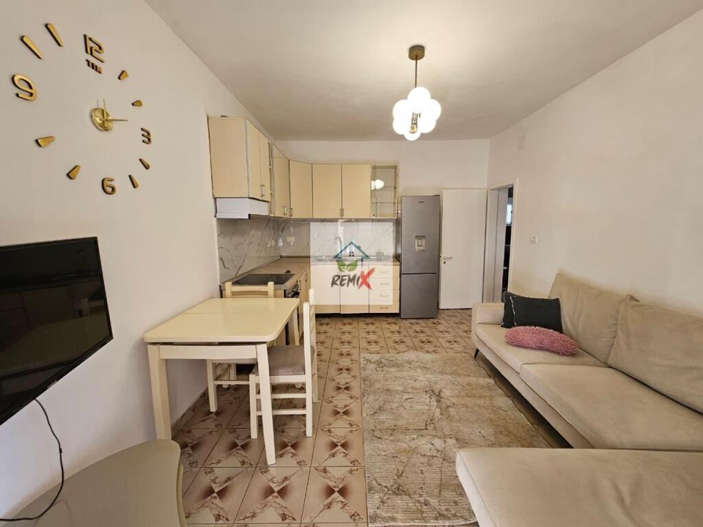 FOR RENT 2+1 APARTMENT NEAR THE POLICE DISTRICT