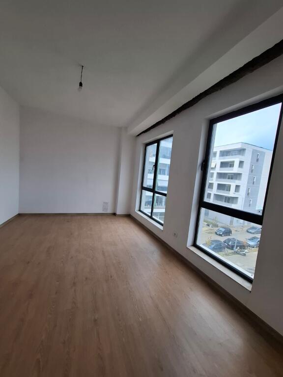5 Maji Shitet Apartament 2+1+2