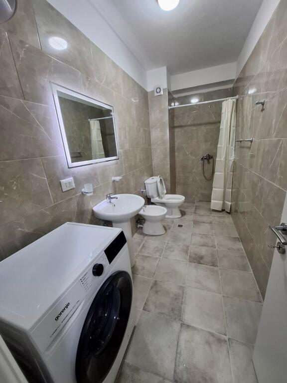 📣 QERA Apartament 2+1 📍Rruga 5-Maji ✨  