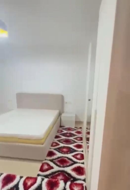 Apartment 2+1 for rent at Komuna e Parisit