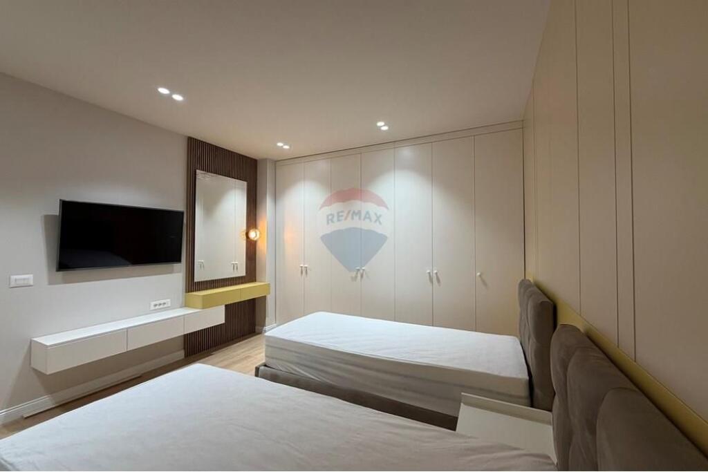 Apartment For Rent 3+1+2  Tirana Lake, Tirana