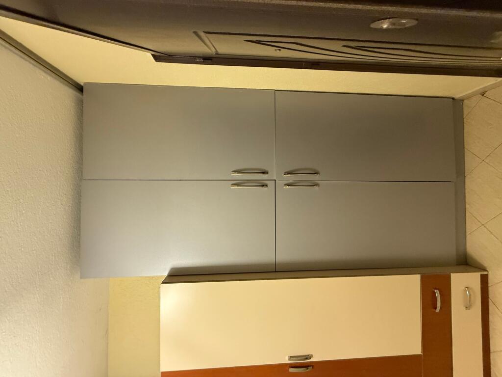 Jepet vile 2 katshe me qera