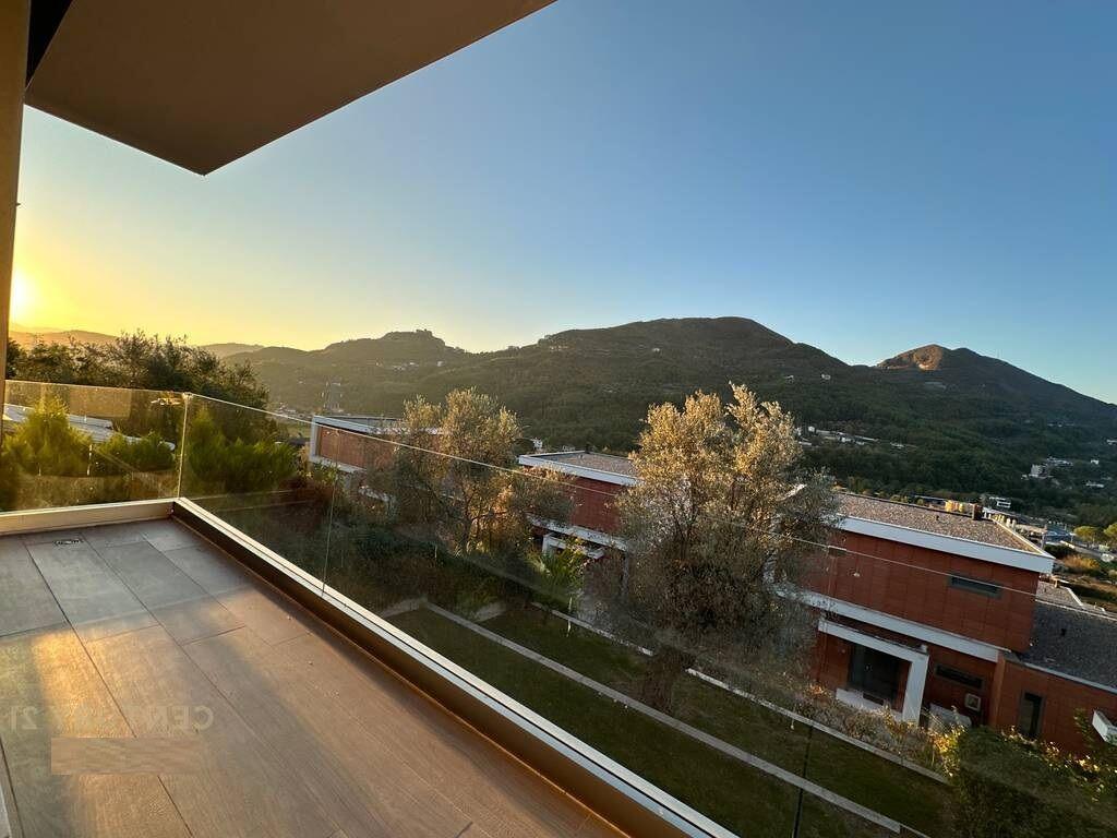 Vile ne Rezidencen Olive Grove!