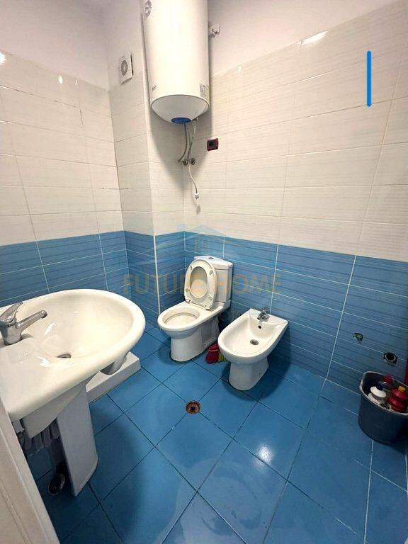 Shitet, Apartament 2+1+2 Vila L, Unaza e Re, Tirane