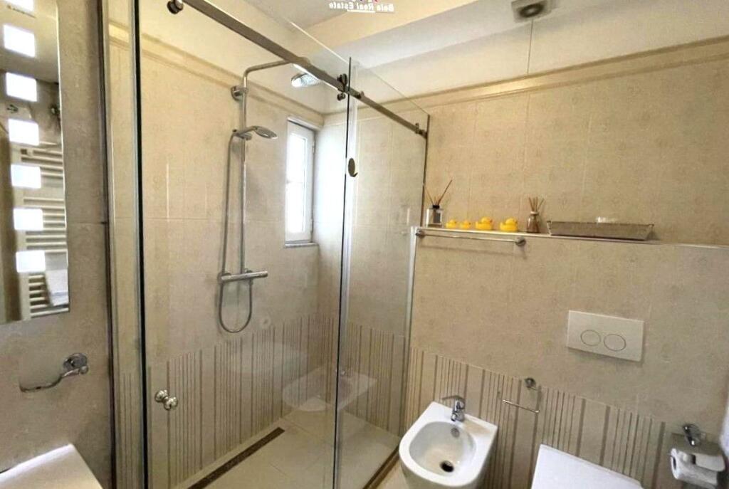 Apartment For Rent 2+1 Near the Zoo Garden (ID B2201664) Tirana