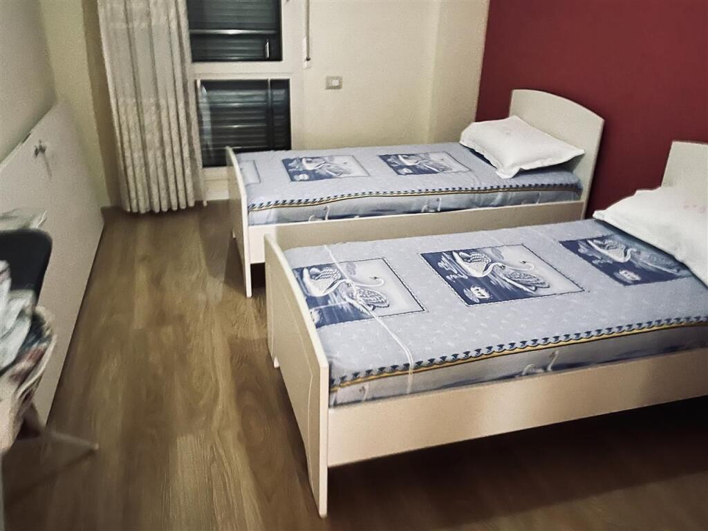 Apartment 2+1 for rent in neighborhood 17 Durres