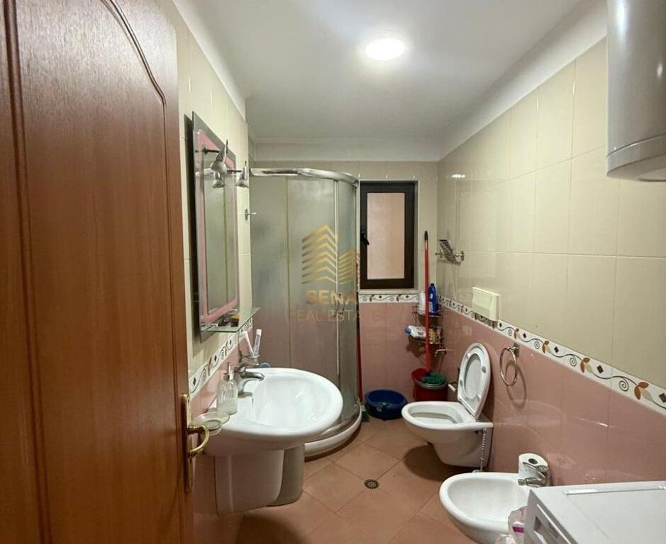 Shitet, Apartament, 3+1, Xhamllik , 140.000 Euro