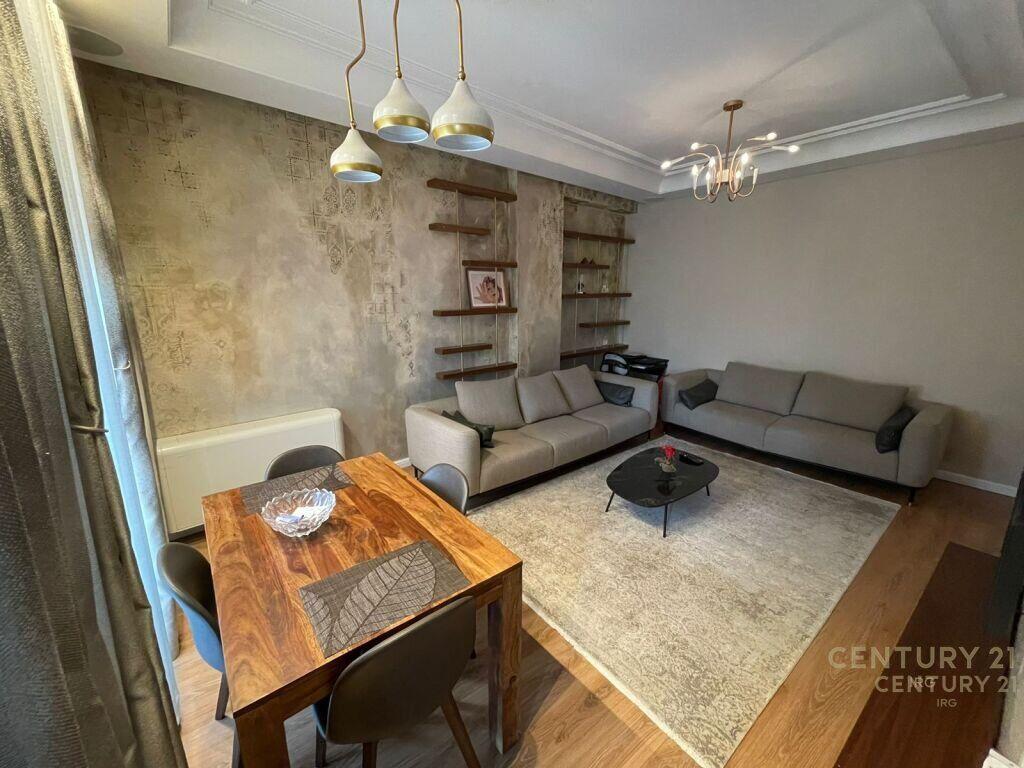 Apartment 3+1+2 for sale in Park Gate Residence, Elbasan Street