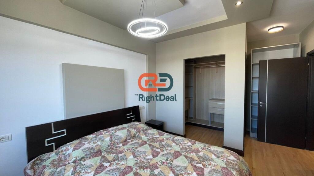 Ne Astir, Shitet Apartament 2+1 Me Hapesira Te Bollshme!