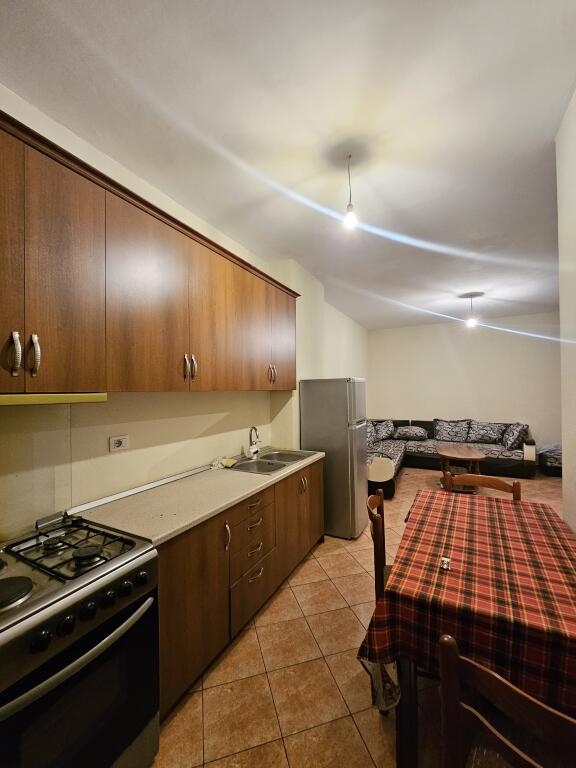 IN Fresk For Rent: 1+1📍Thesari Street (Near SPAR Supermarket) - 5th Floor - 35,000 Lek - Area 75m² || near the urban station furnished