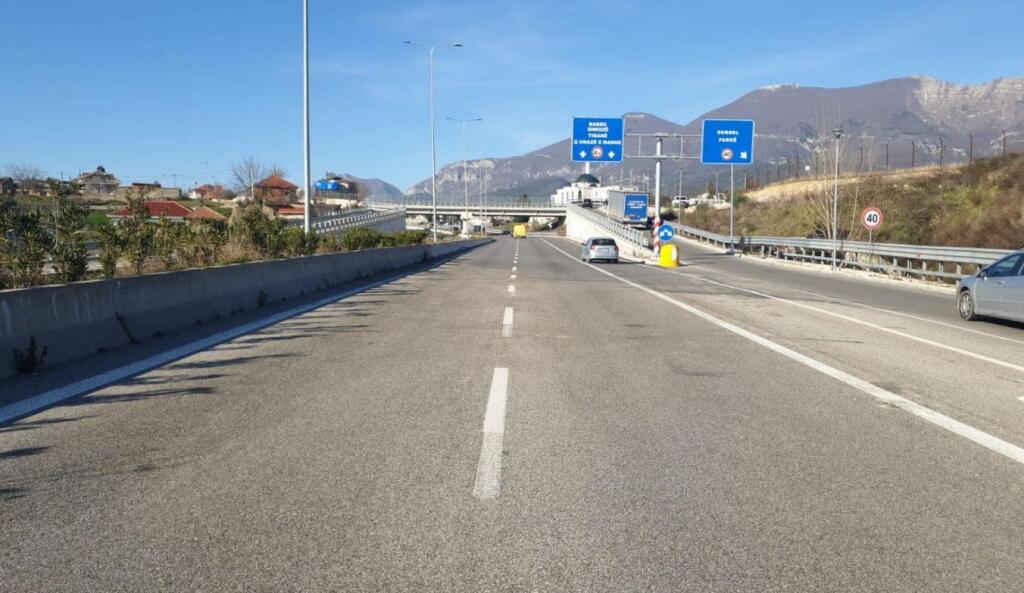 AFFITTASI APPARTAMENTO 2+1+BALCONE "SHKOZE" 750 EURO