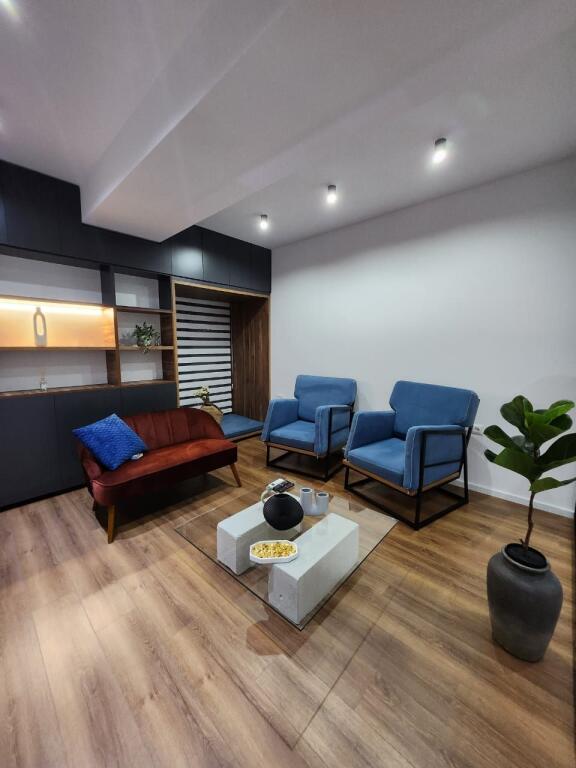 ZYRE ME QERA TEK SQUARE 21