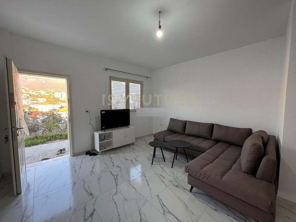 Japim me qira Apartament 2+1 ne Shkoze