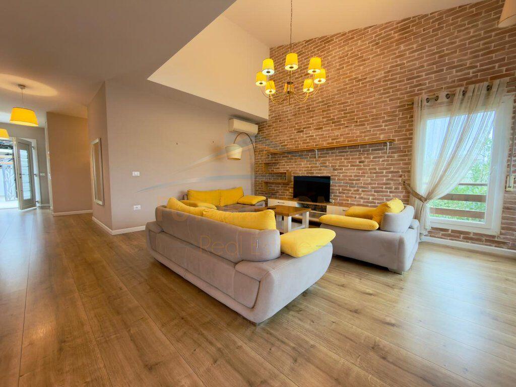 Rent, Apartment 3+1+2+2 Parking Spaces, Long Hill Tirane.