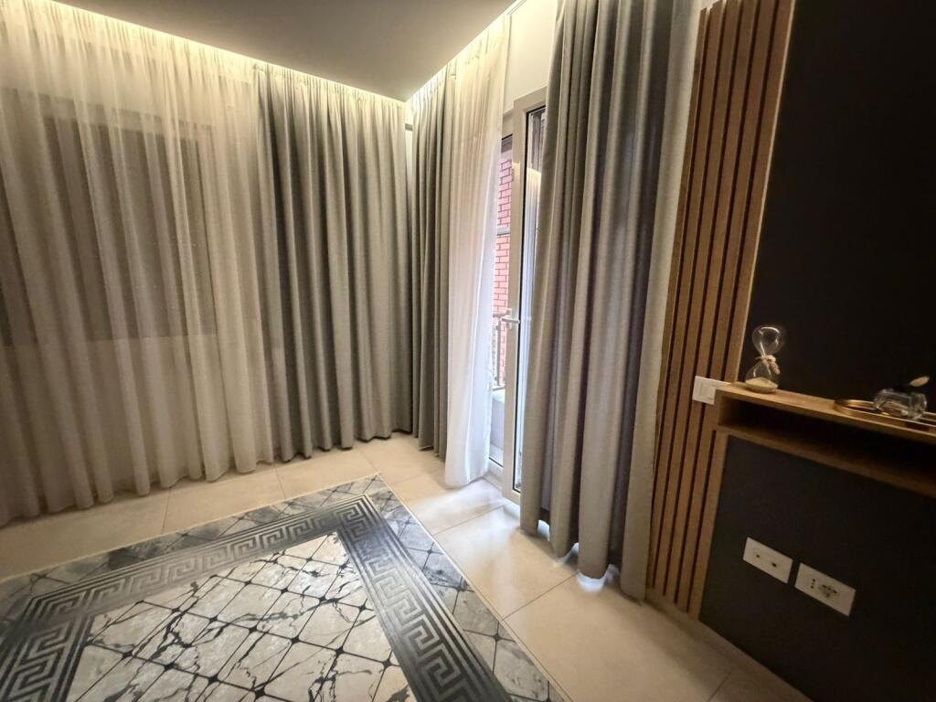 Shitet apartament 2+1+ Post Parkimi ne  Astir tek Green City