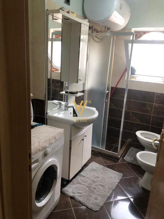 JEPET APARTAMENT 2+1+BLK ME QIRA TE MYSLYM SHYRI 60.000 LEKE