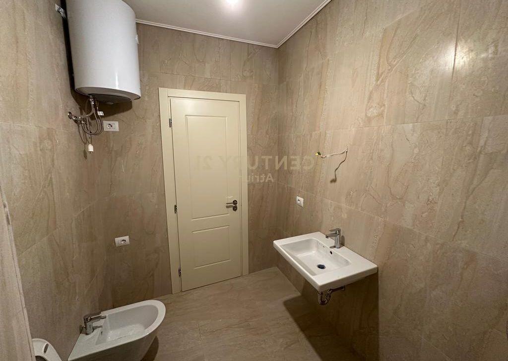 FOR SALE APARTMENT 2 + 1 + 2 + PARKING SPACE IN THE KINOSTUDIOS AREA