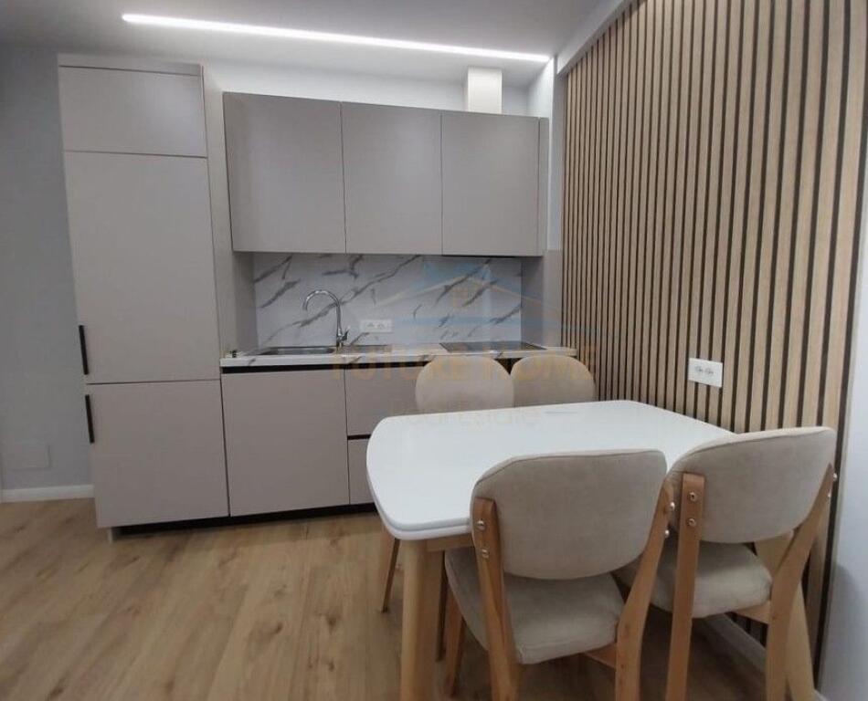 Qira, Apartament 1+1, Unaza e Re, prane Vila L, Tirane