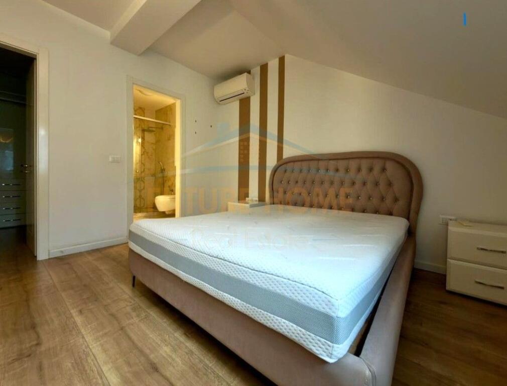 Rent, Apartment 3+1+2+2 Parking Spaces