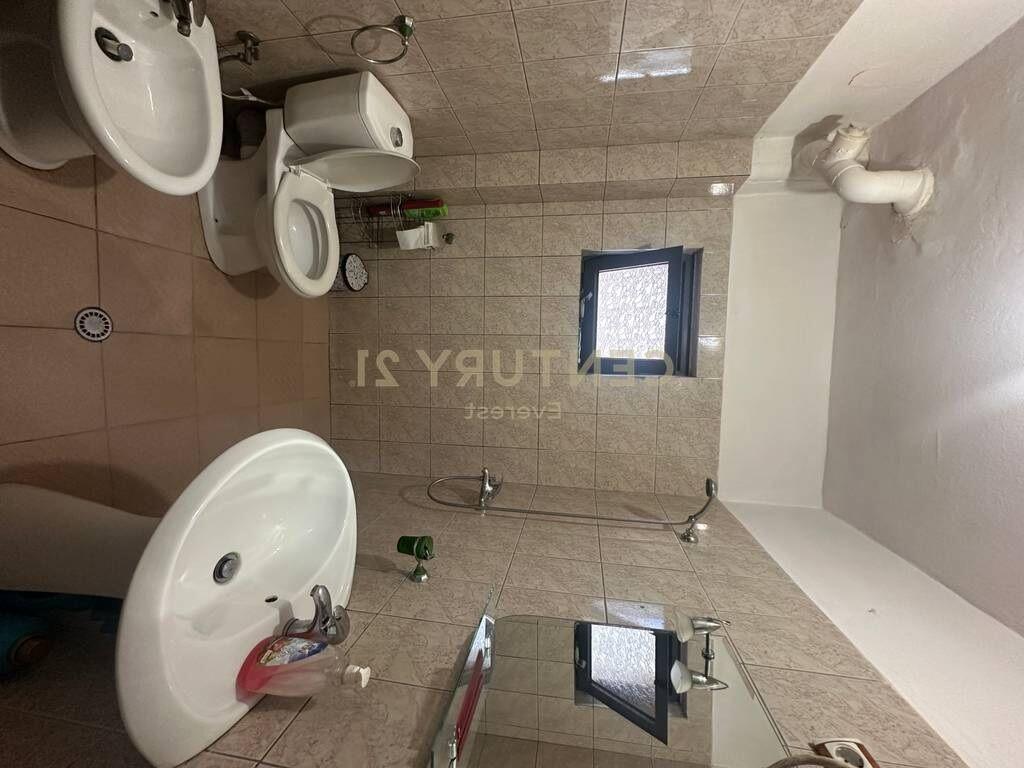 Apartament 2+1 me qira , Irfan Tomini