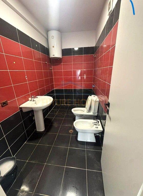 Shitet, Apartament 2+1+2 Vila L, Unaza e Re, Tirane