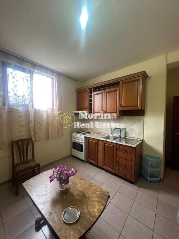 Rent | Private house 1 + 1 | Medreseja | 350 €/month