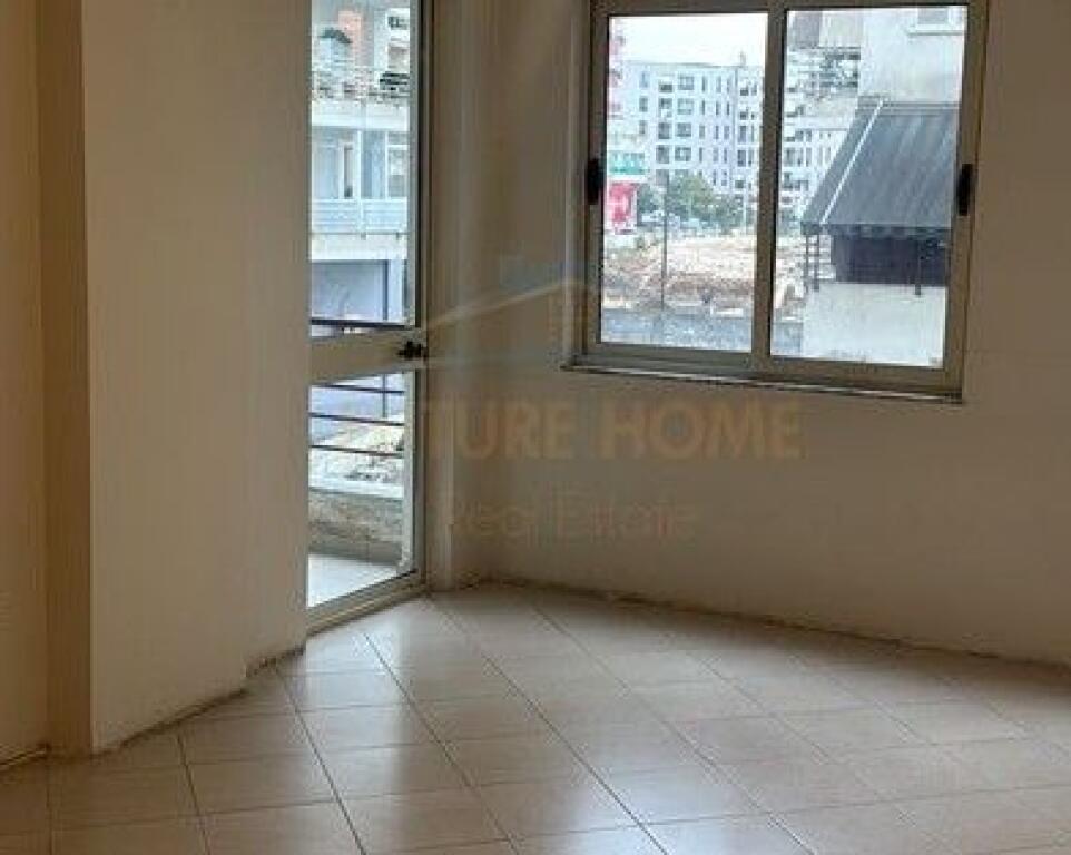 For sale, Apartment 2+1+2, Yzberish, Tirana