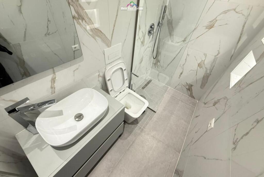 Apartment\Duplex 2+1+2 for rent in Center (ID B2201666) Tirana