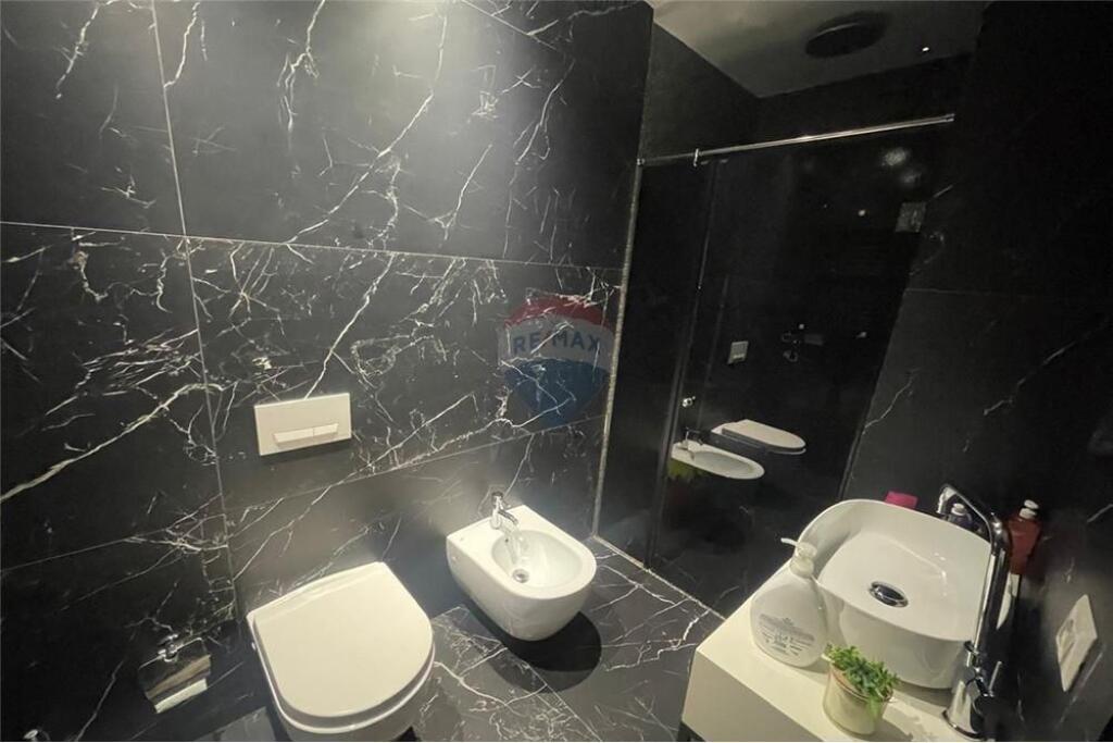 Apartment 3+1+2 for sale at the Paris Commune