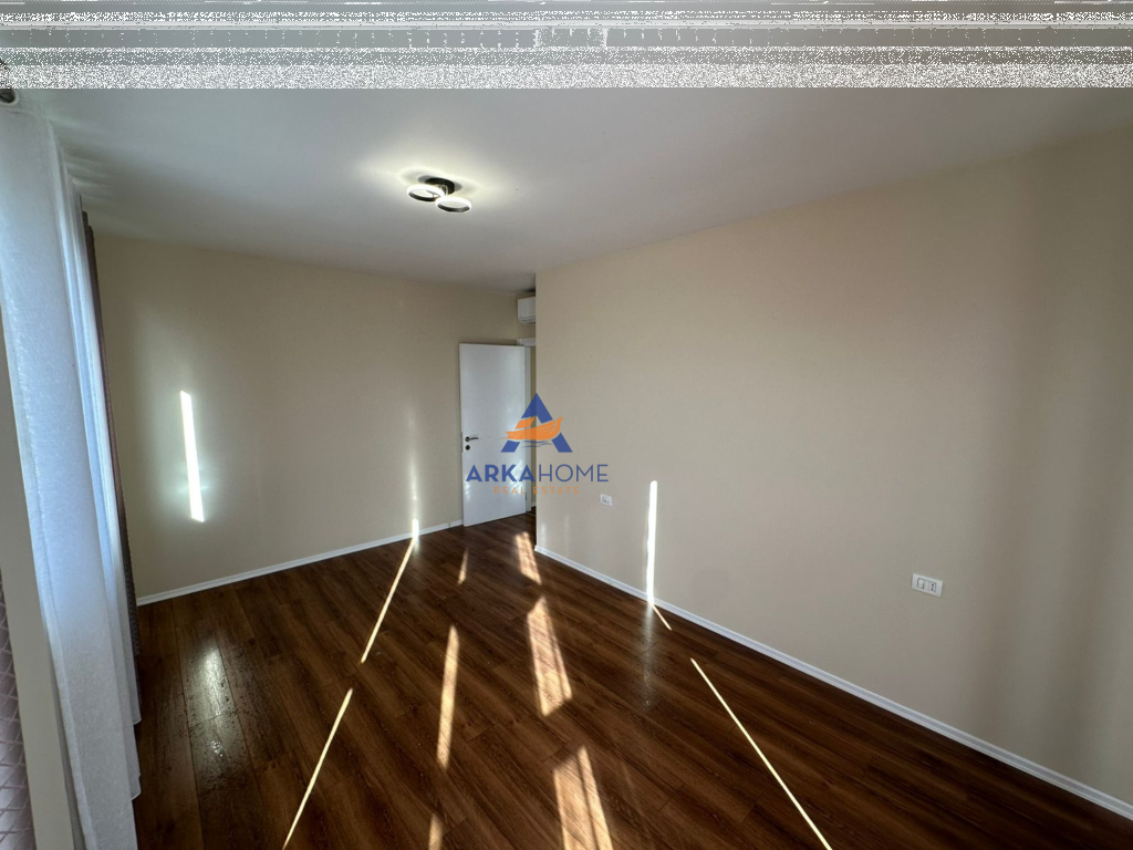 JEPET ME QERA APARTAMENT 2+1+BALLKON "ASTIR RRUGA PJETER ZARISHI" 500 EURO