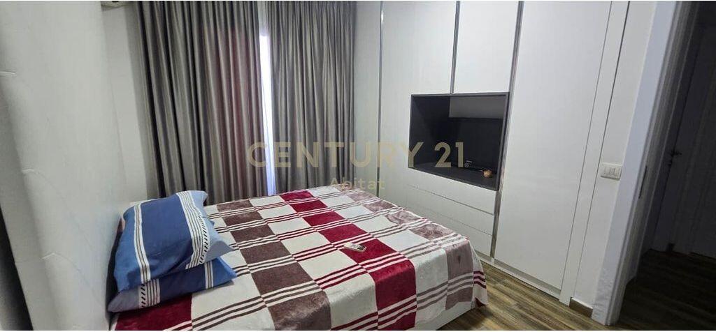Apartment for rent 3+1+3+two parking spaces near Delijorgji Complex