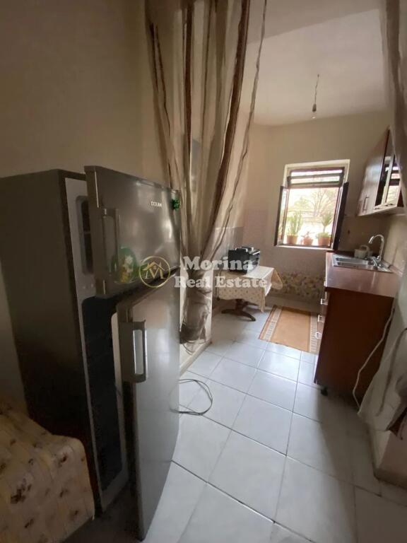 Rent | Private house 1 + 1 | Dibrës Street | 300 €/month