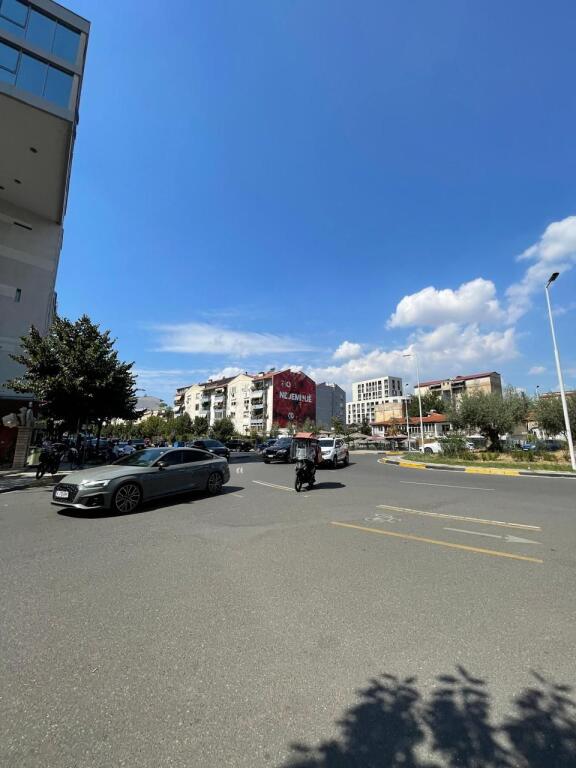 🏢 Business Premises for Sale – Paris Commune, Tirana