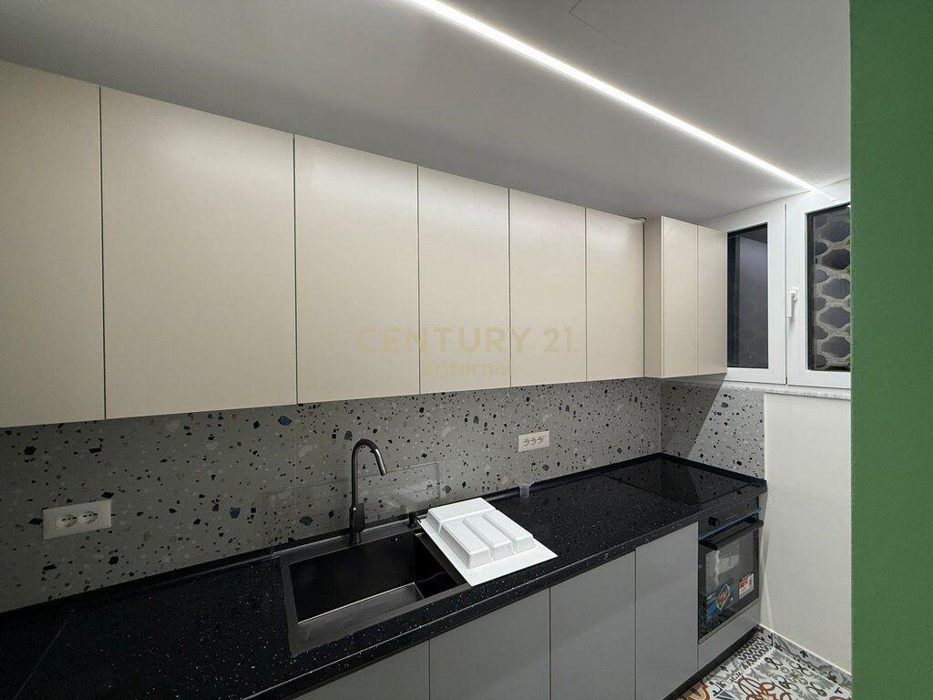 Apartment 2+1 for rent on Kavaja Street, Tirana.