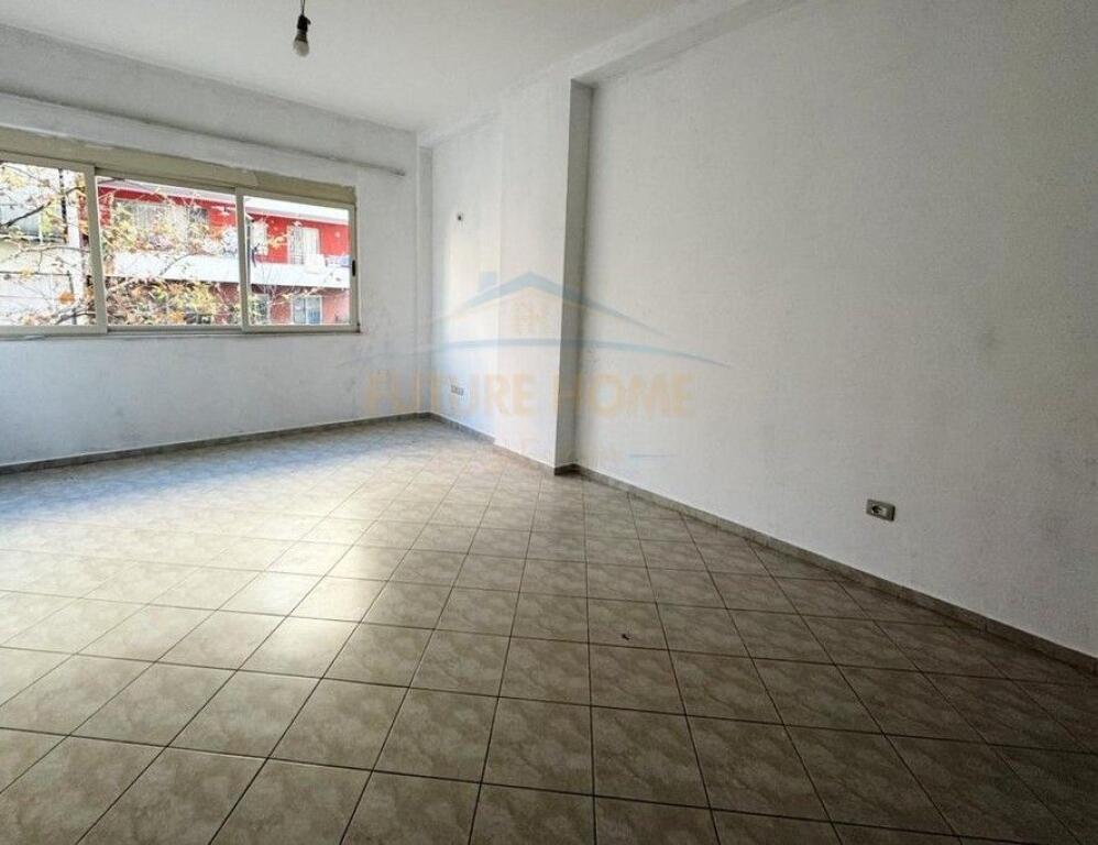 For sale, Apartment 1+1, Fresk, Tirana.