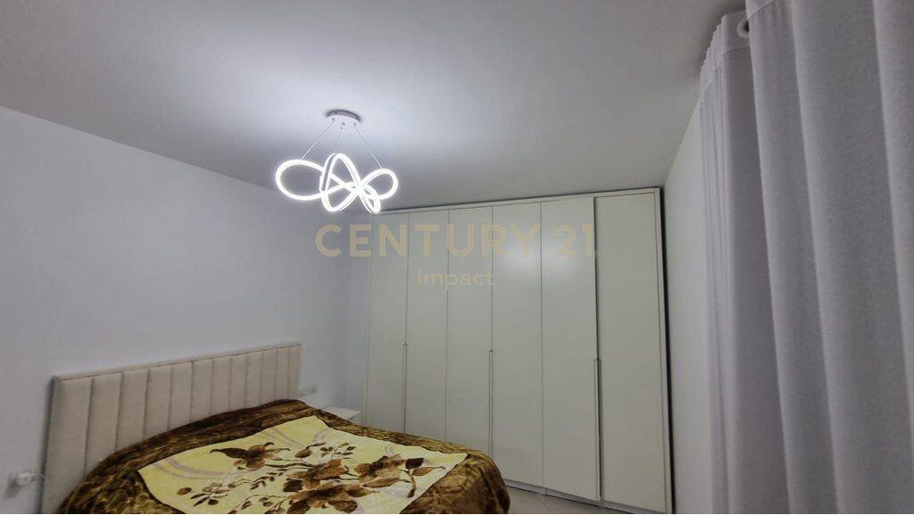 APPARTAMENTO 2+1+2 CON POSTO AUTO, IN AFFITTO A Fiori Di BOSCO!