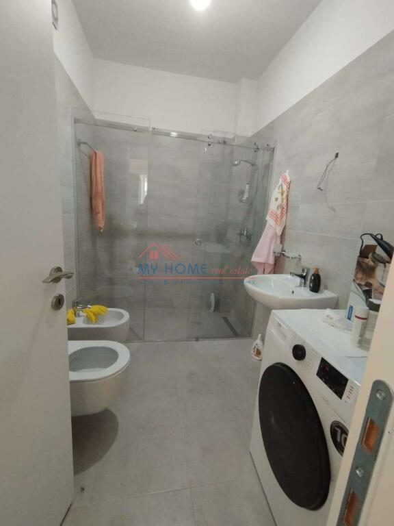 Apartament 2+1 me qera Ish Fusha e Aviacionit ne Tirane