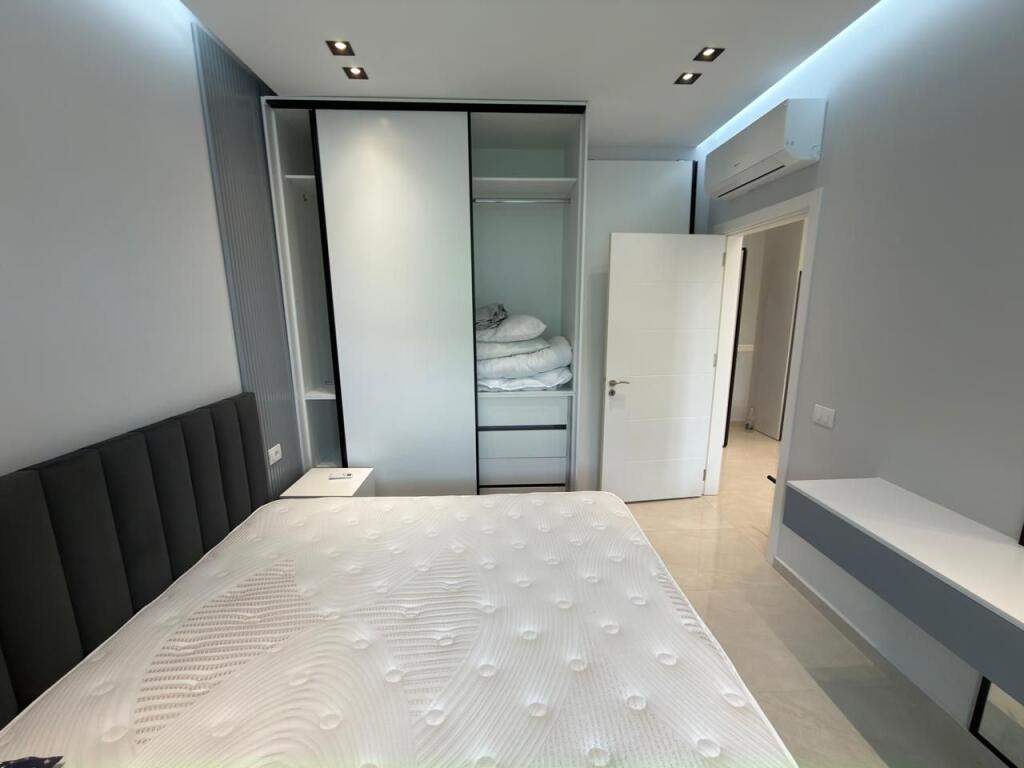 🏡 Jepet me qira apartament 1+1 📍 Rruga 5 Maji, Tiranë💶 Çmimi: 500 € / muaj