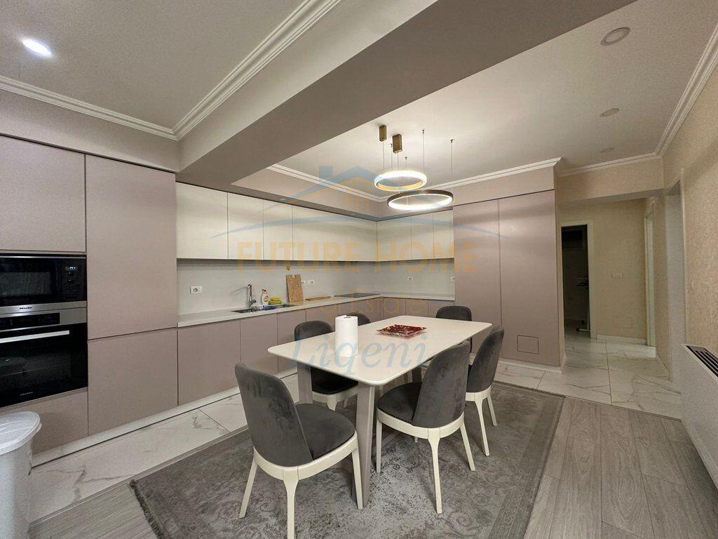 Qera, Apartament 3+1+2, Rruga Margarita Tutulani, Tiranë.