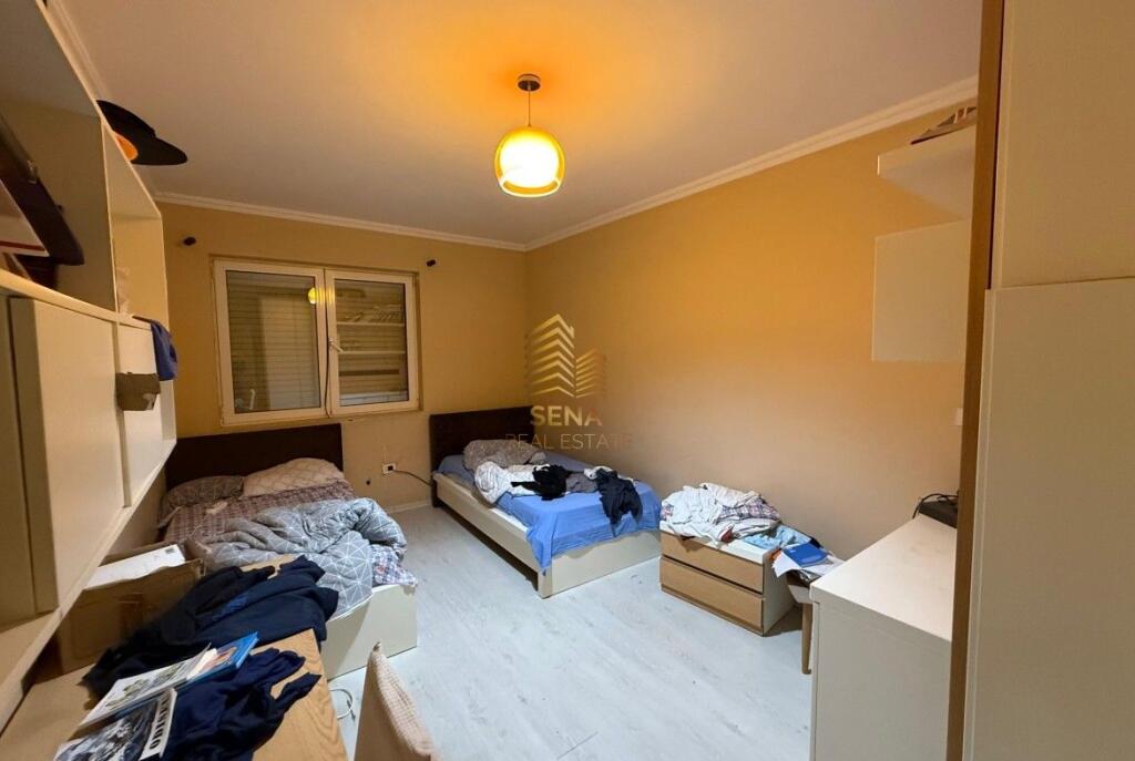 Shitet, Apartament 3+1+2+Blk, Porcelan – Pas UET, 185,000 Euro