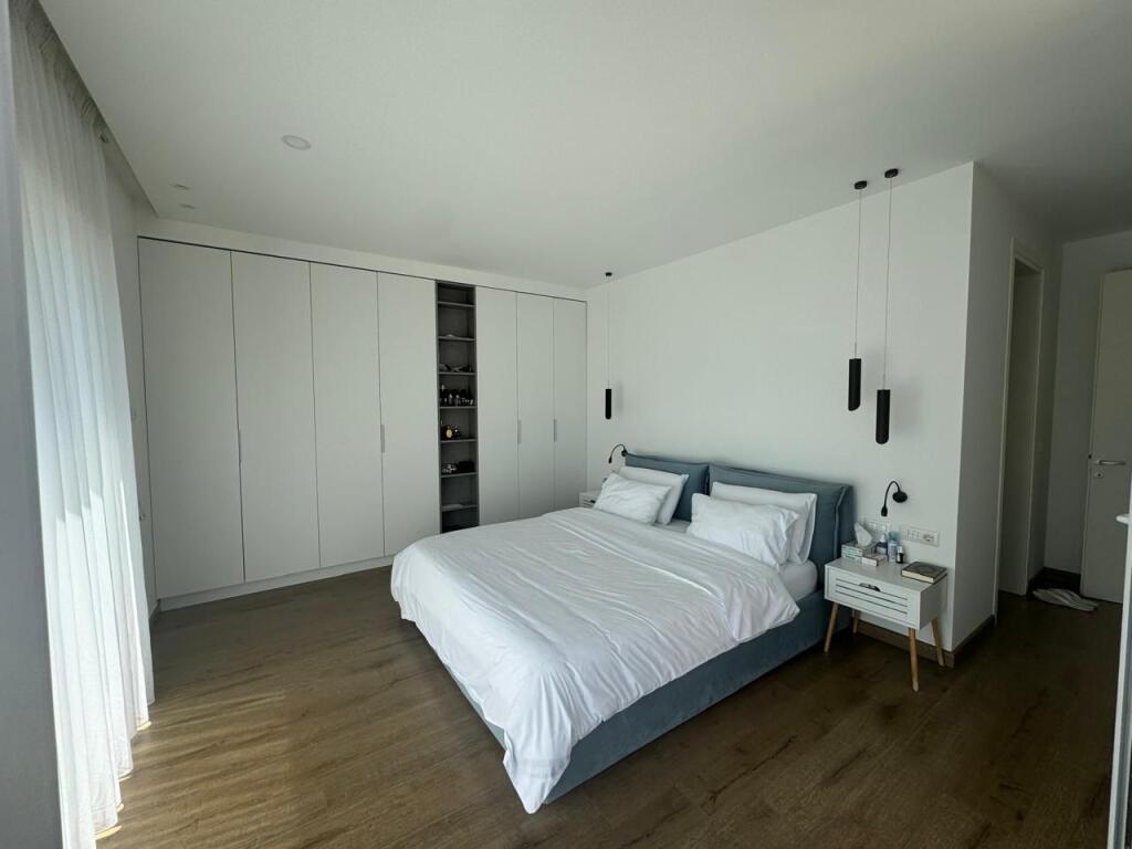 Villa with private yard for RENT in private residence - TEG area