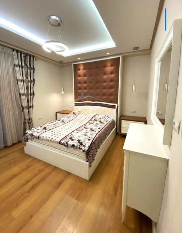 Rent, Apartment 3+1+2+Parking space, Kinostudio, Tirana.