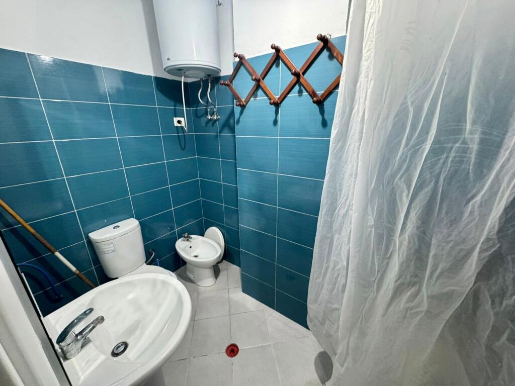 📣 QERA Apartament 1+1 📍 Shkoze, Prane Kompleksit Tom Doshi ✨