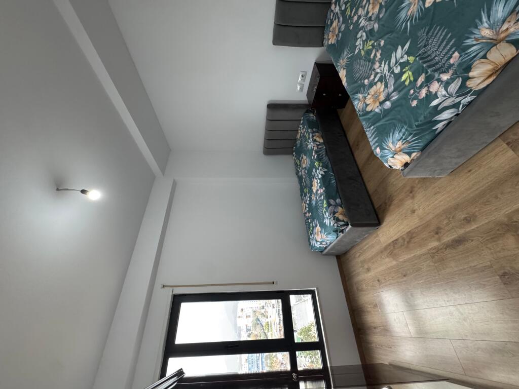 Jepet me qera 2+1+P Kompleksi Erli, Porcelan