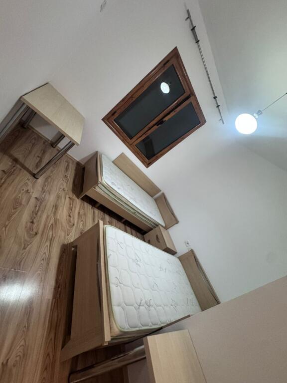 Jepet Apartment me qera