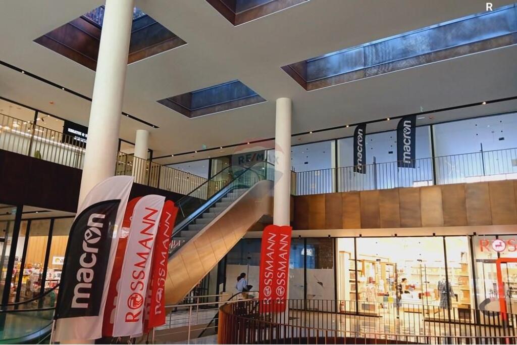 JEPET DYQAN PER QIRA TEK GARDEN BUILDING